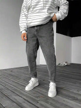 Stylish Mom Fit Mens Charcol Jeans