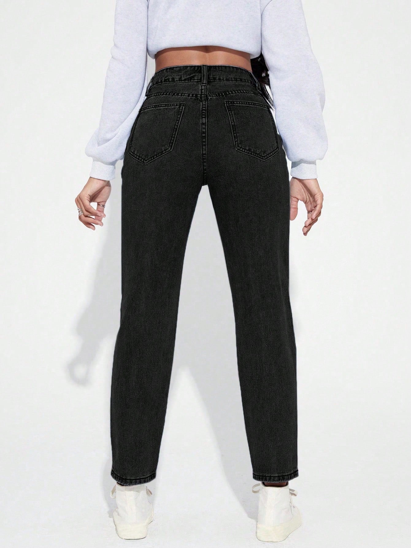 Womens Loose Fit Anker Length Denim Jeans