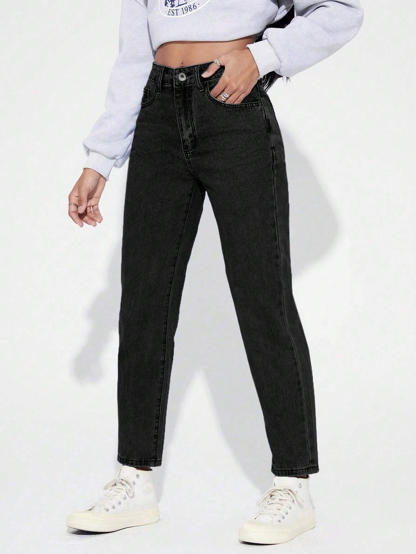 Womens Loose Fit Anker Length Denim Jeans