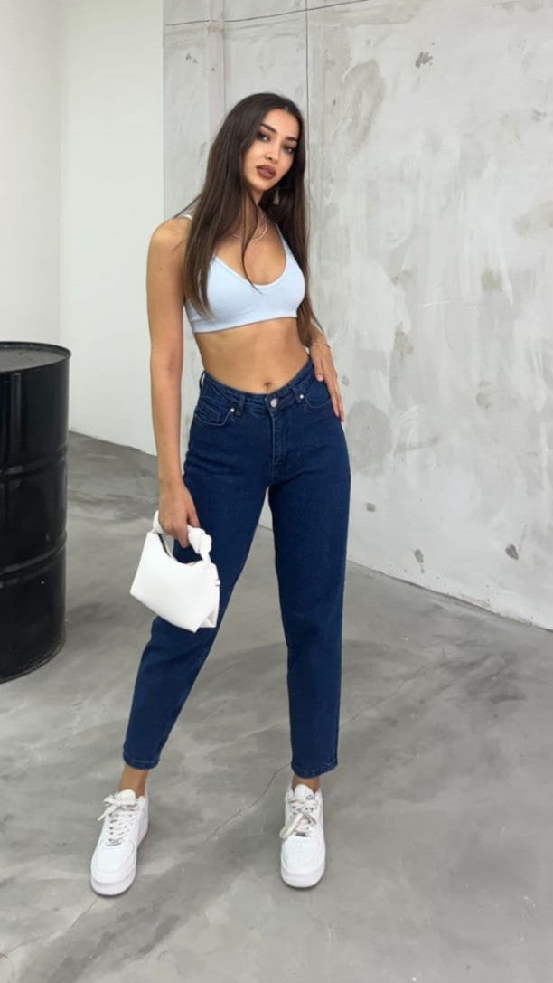 Fashionable Blue Denim Womens Jeans For Everyday wear