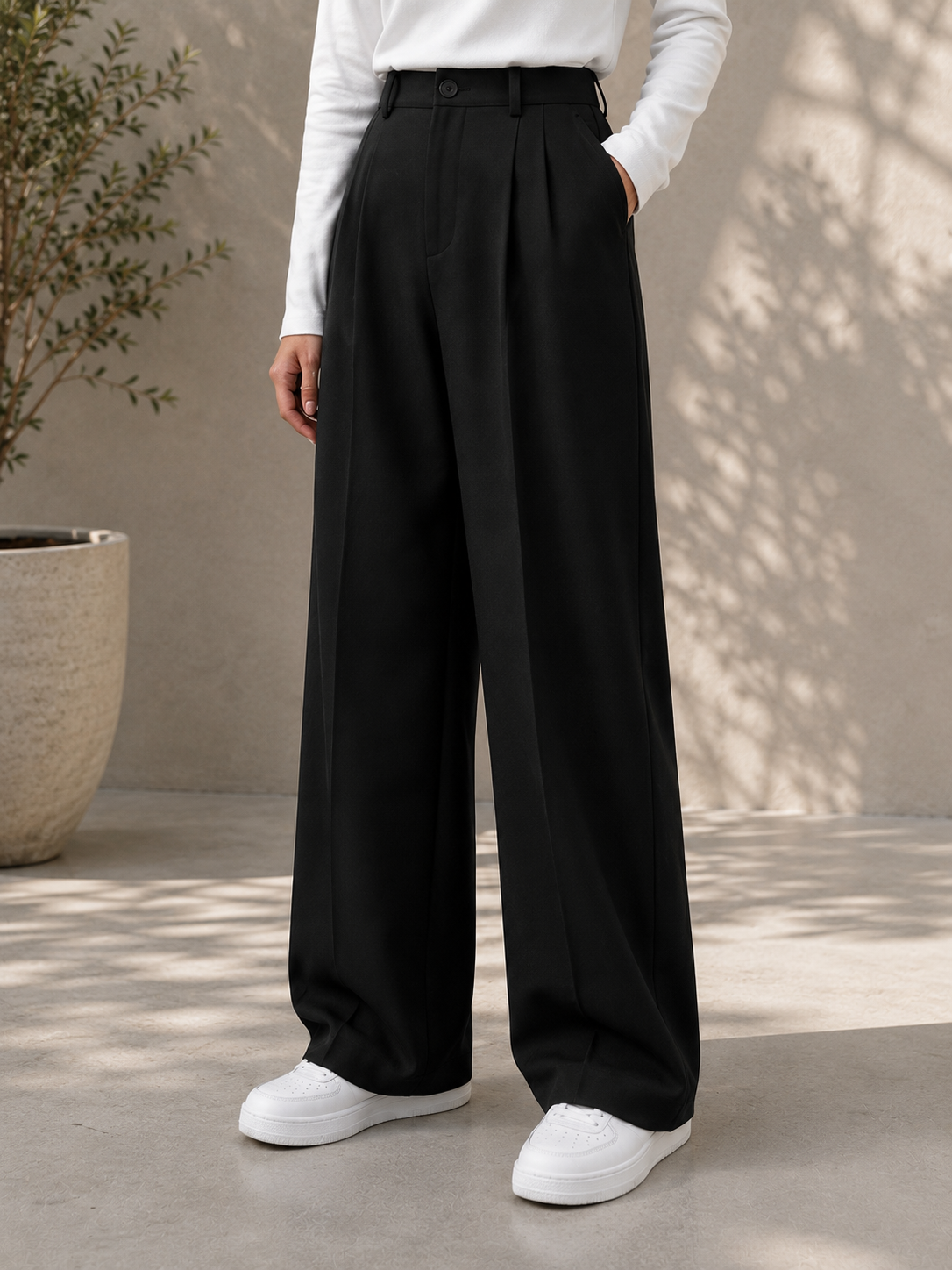 Women’s Korean Black Pleated Wide-Leg Pants