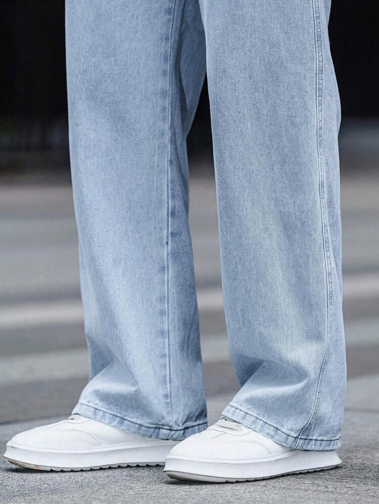Comfortable Loose Fi Baggy Style Blue Jeans