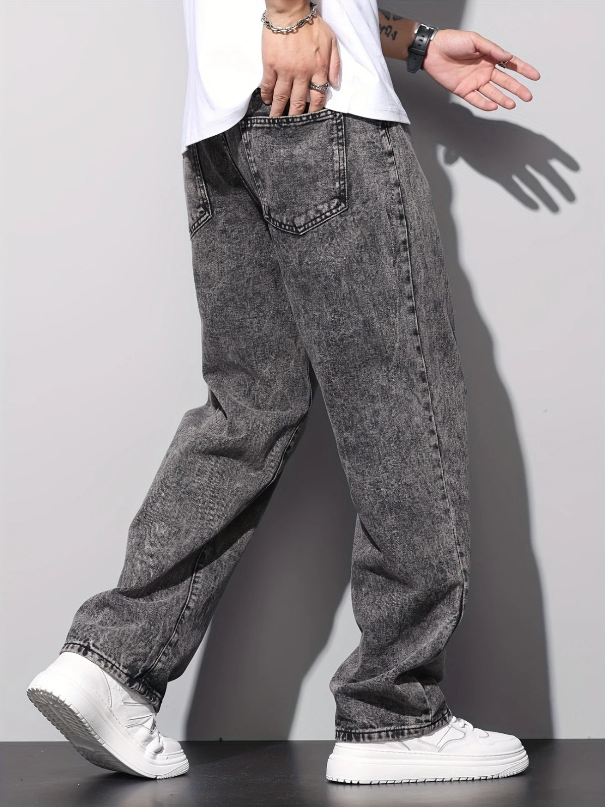 Wide-Leg Jeans : The Hottest Styles for Men