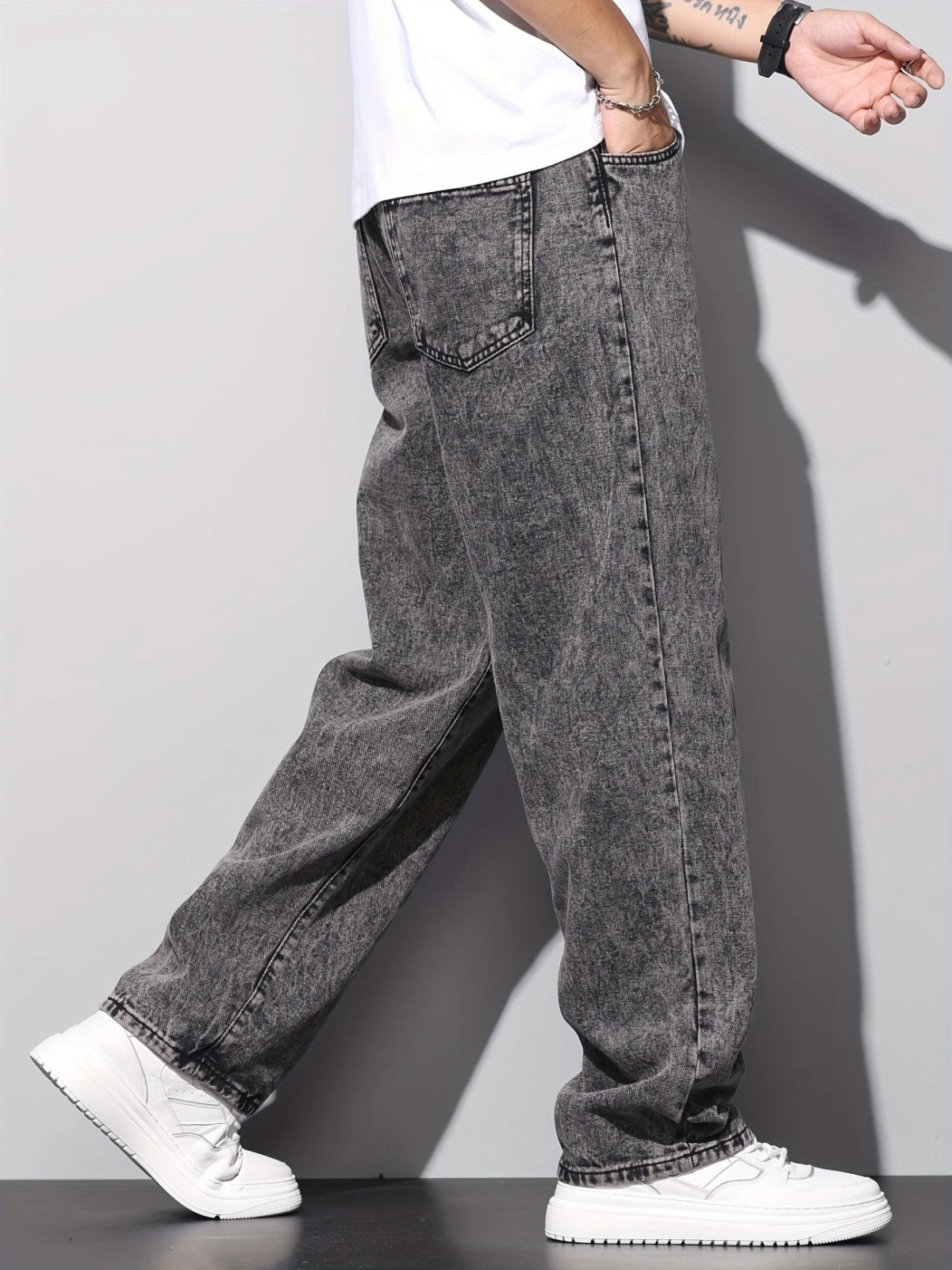 Wide-Leg Jeans : The Hottest Styles for Men