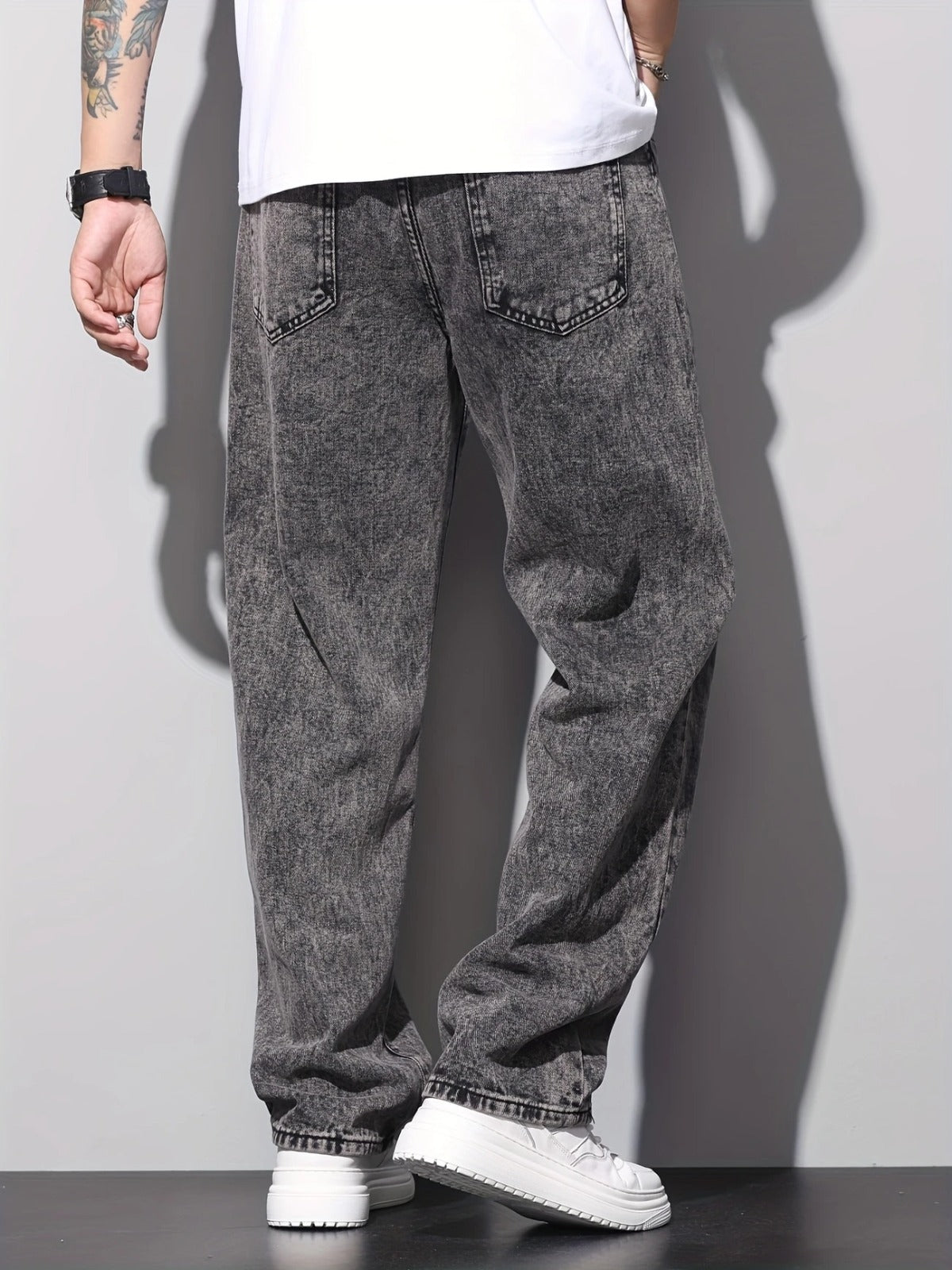Wide-Leg Jeans : The Hottest Styles for Men